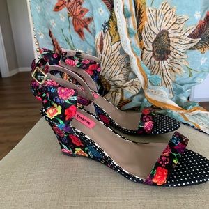 Betsy Johnson Wedge Sandals